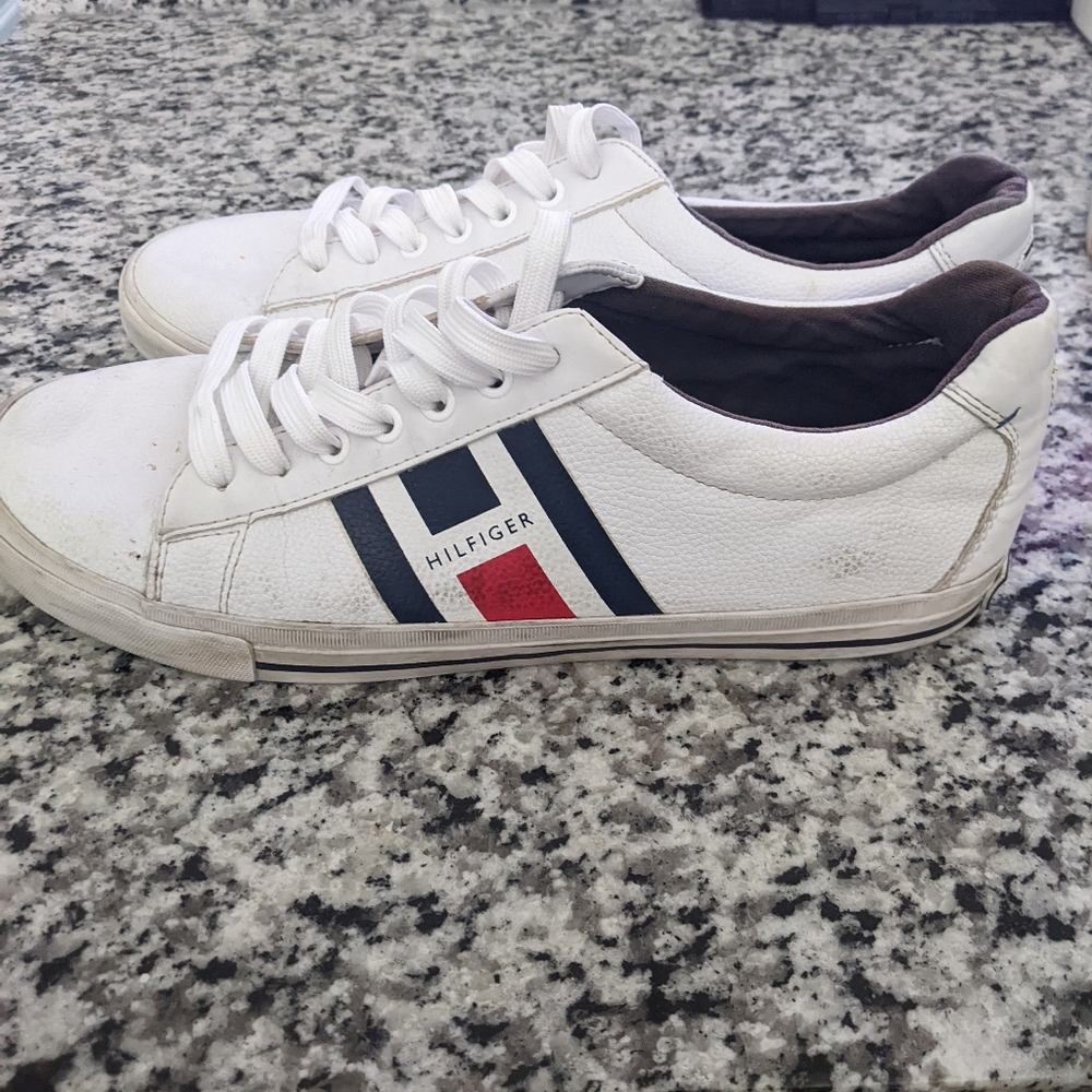 Tommy Hilfiger